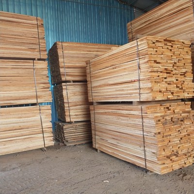 河南臨潁潁泰木業(yè)馬先生