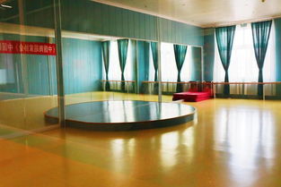 昆明首個(gè)少兒主題教培綜合體開(kāi)業(yè),原白云淘寶城蛻變?yōu)槭⒍級(jí)艄S